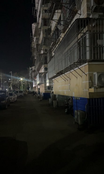昨日与好友小酌微醺后，他执意要